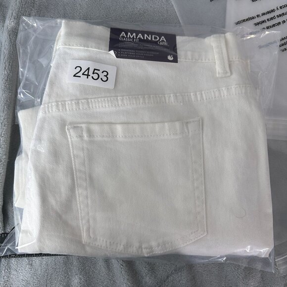 Gloria Vanderbilt Amanda Capri Jeans Women Size 12 Ultra Stretch High Rise White - Picture 12 of 12